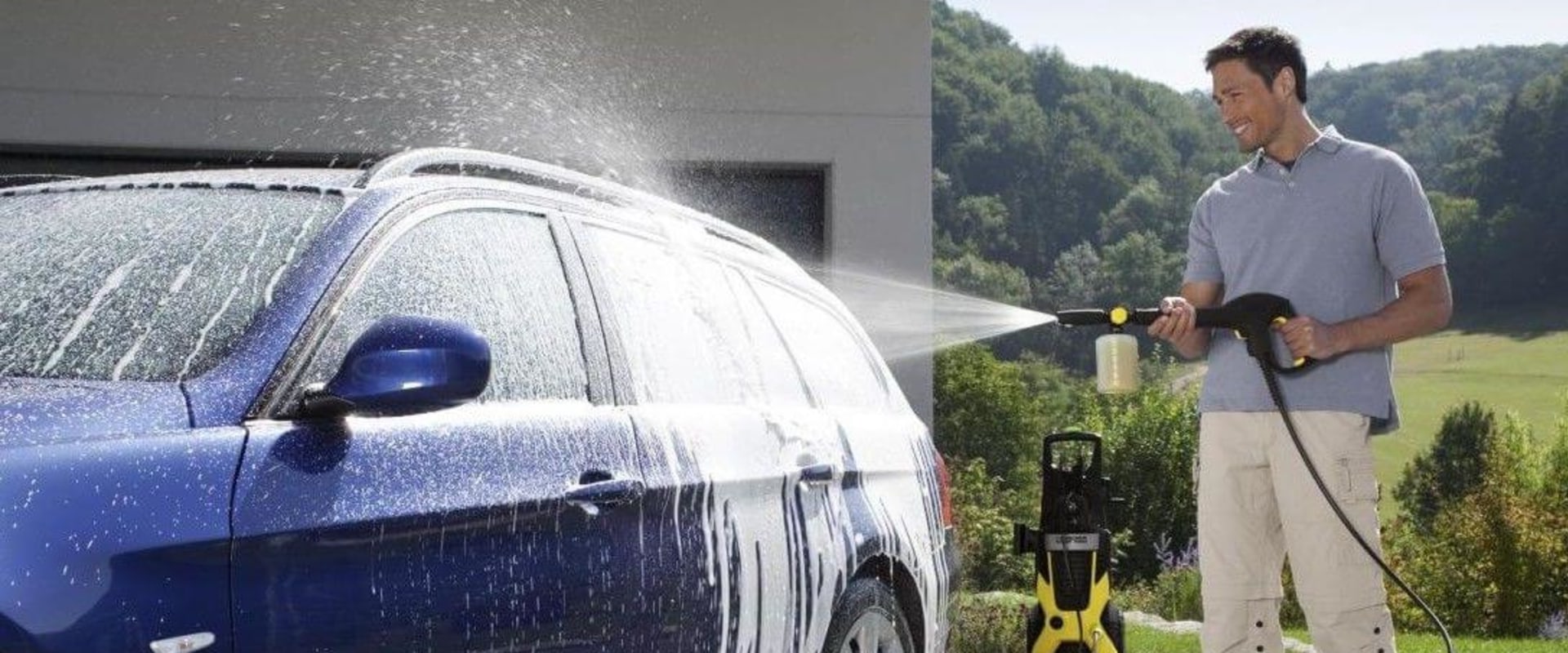 How does a modern car wash work?